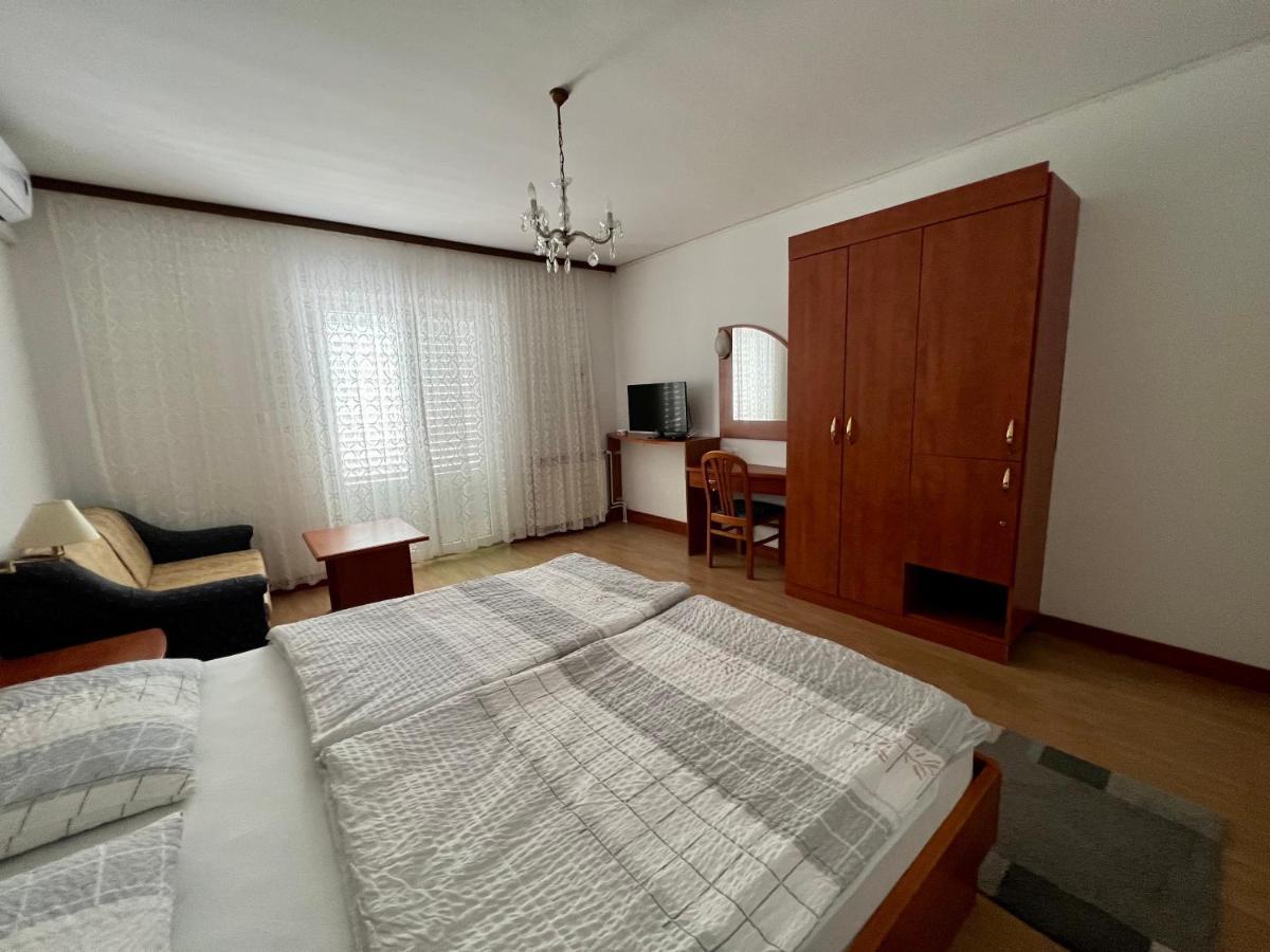 Apartments Matusan Palit Экстерьер фото