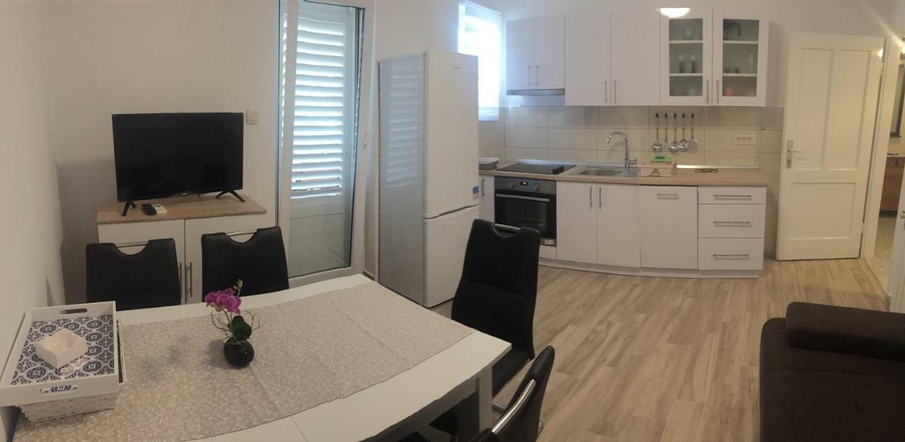 Apartments Matusan Palit Экстерьер фото
